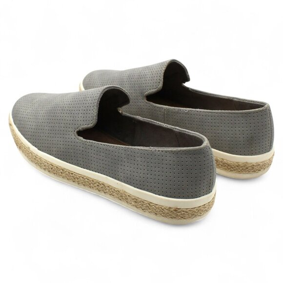 Bella Vita Brienne II Pin Perfed Slip Ons (Women) - Picture 7 of 8